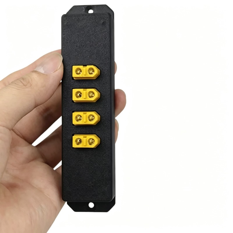 1Pc DC 0‑150V 200A XT60 4‑Chan - Outdoor Power Distribution Board review and price